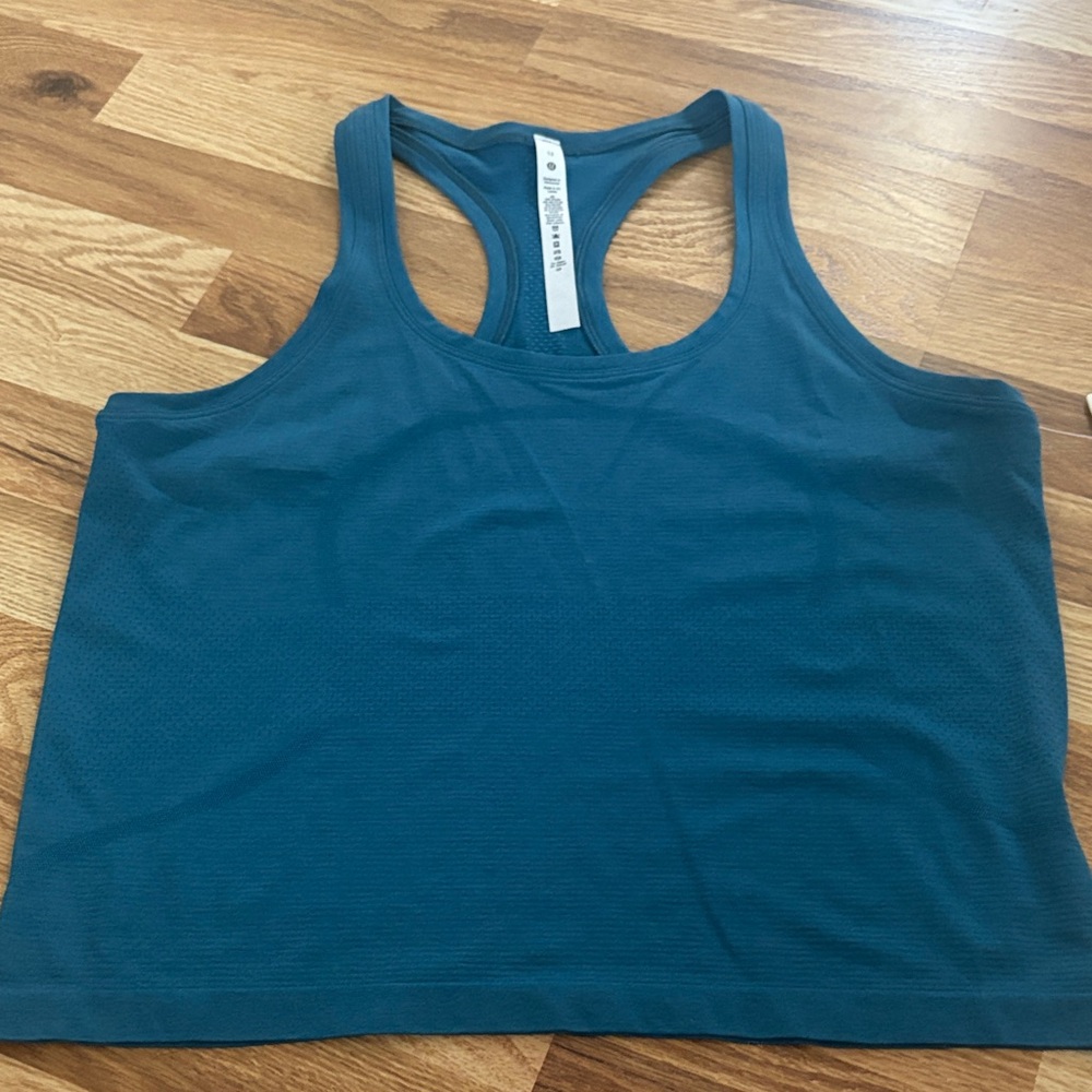 lululemon athletica Blue Crop Top